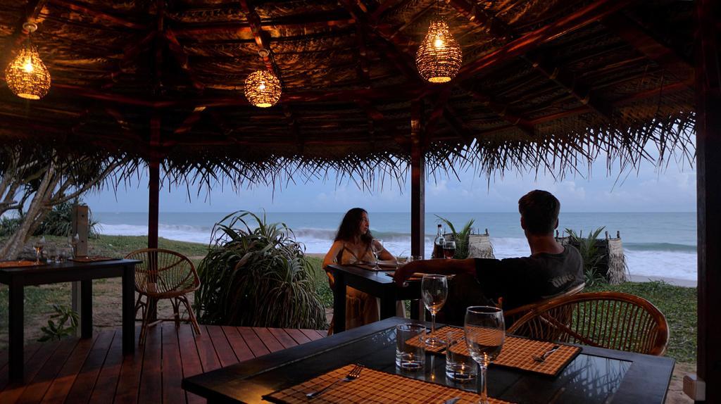 Seven Turtles Hotel Tangalle Exterior photo