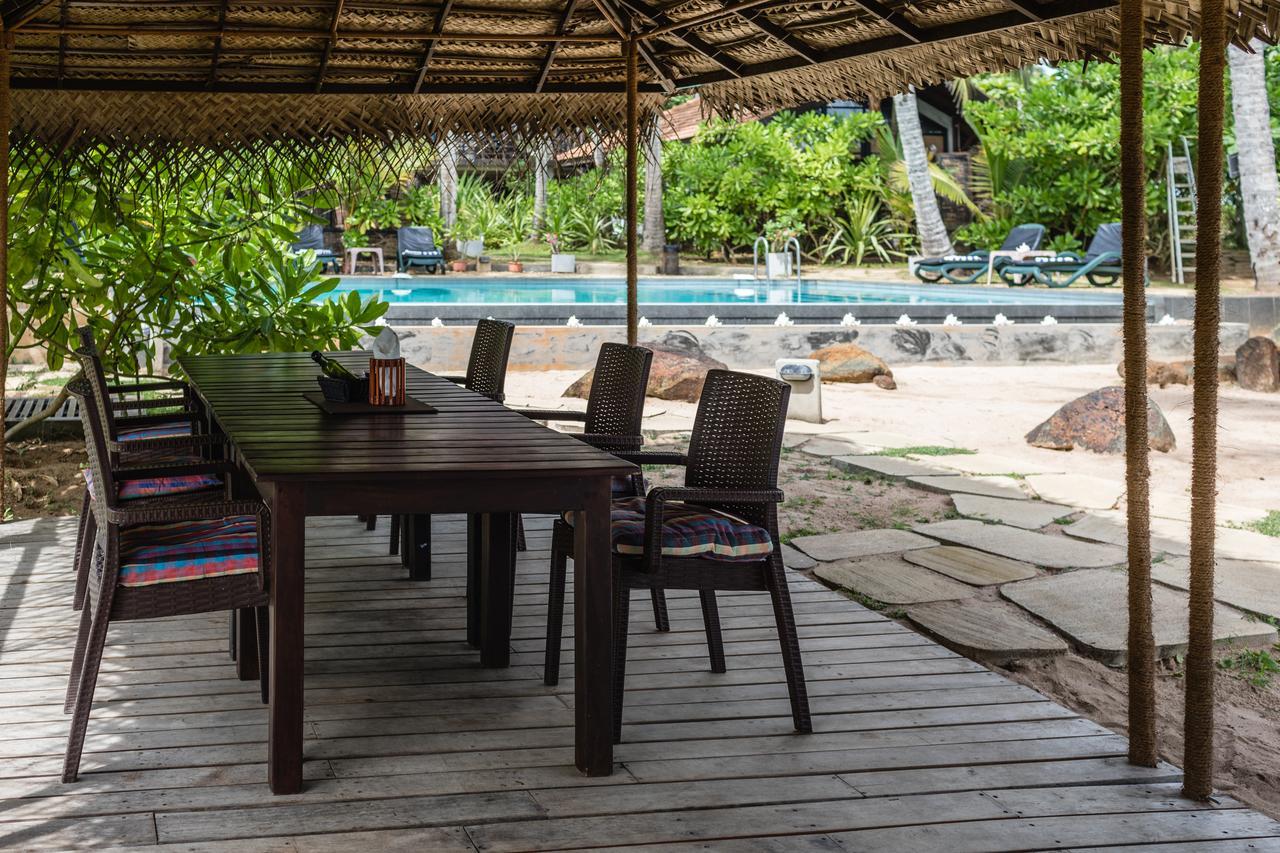 Seven Turtles Hotel Tangalle Exterior photo