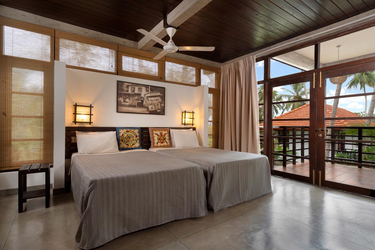 Seven Turtles Hotel Tangalle Exterior photo