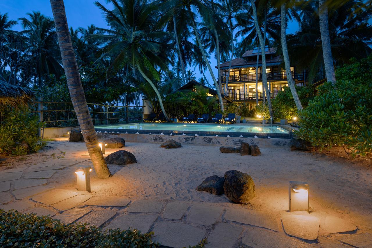 Seven Turtles Hotel Tangalle Exterior photo